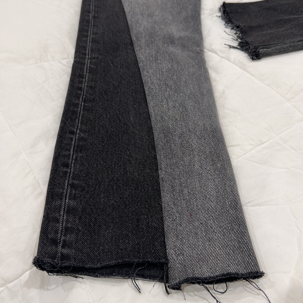 Levis - Picture 2 of 5